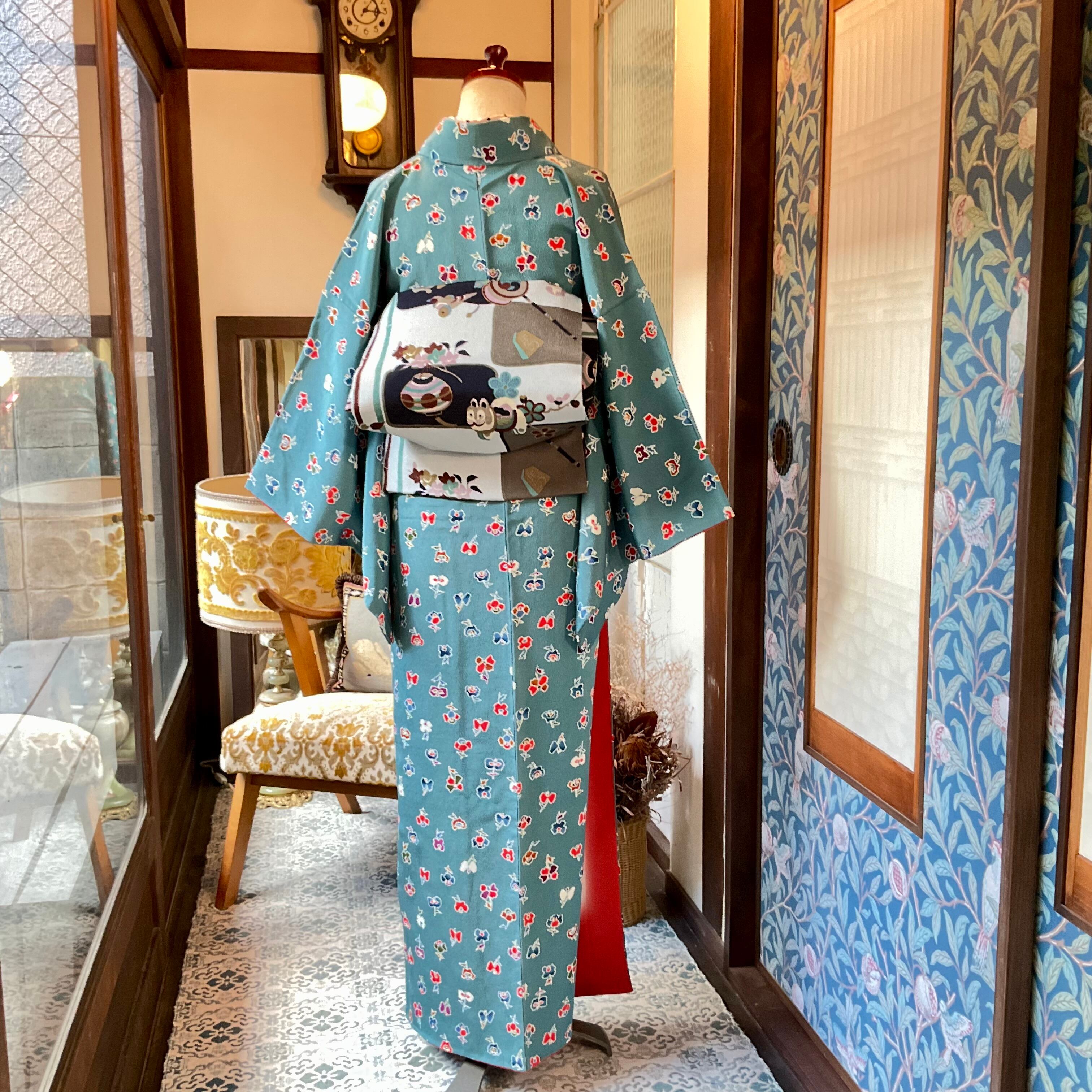 long*retro flower*ちりめん レトロ 花浅葱色 型染め 小紋着物 long*retro flower*ちりめん レトロ 花浅葱色 型染め 小紋着物