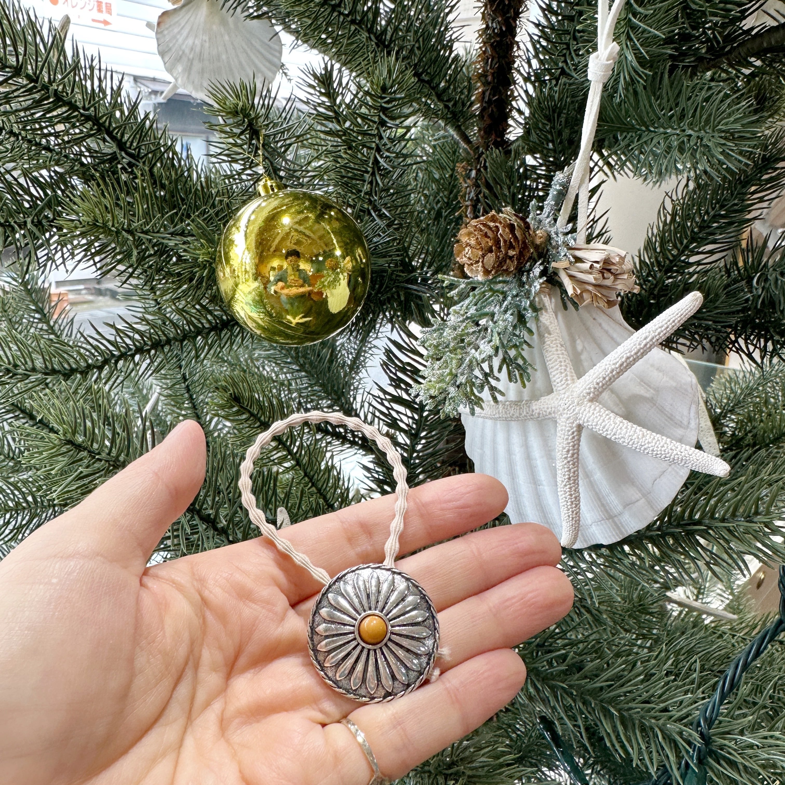 トッシュちょび様　11.24 レジンヘアゴム　金木犀の香りを纏う トッシュちょび様 11.24 レジンヘアゴム 金木犀の香りを纏う トッシュ