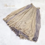 ベリーダンス オリエンタル 衣装 スカート ゴールド系 無地 シンプル 光沢 練習 レッスン 金 透け感 華やか 上品 スリット かわいい ダンス衣装 ステージ イベント ふんわり