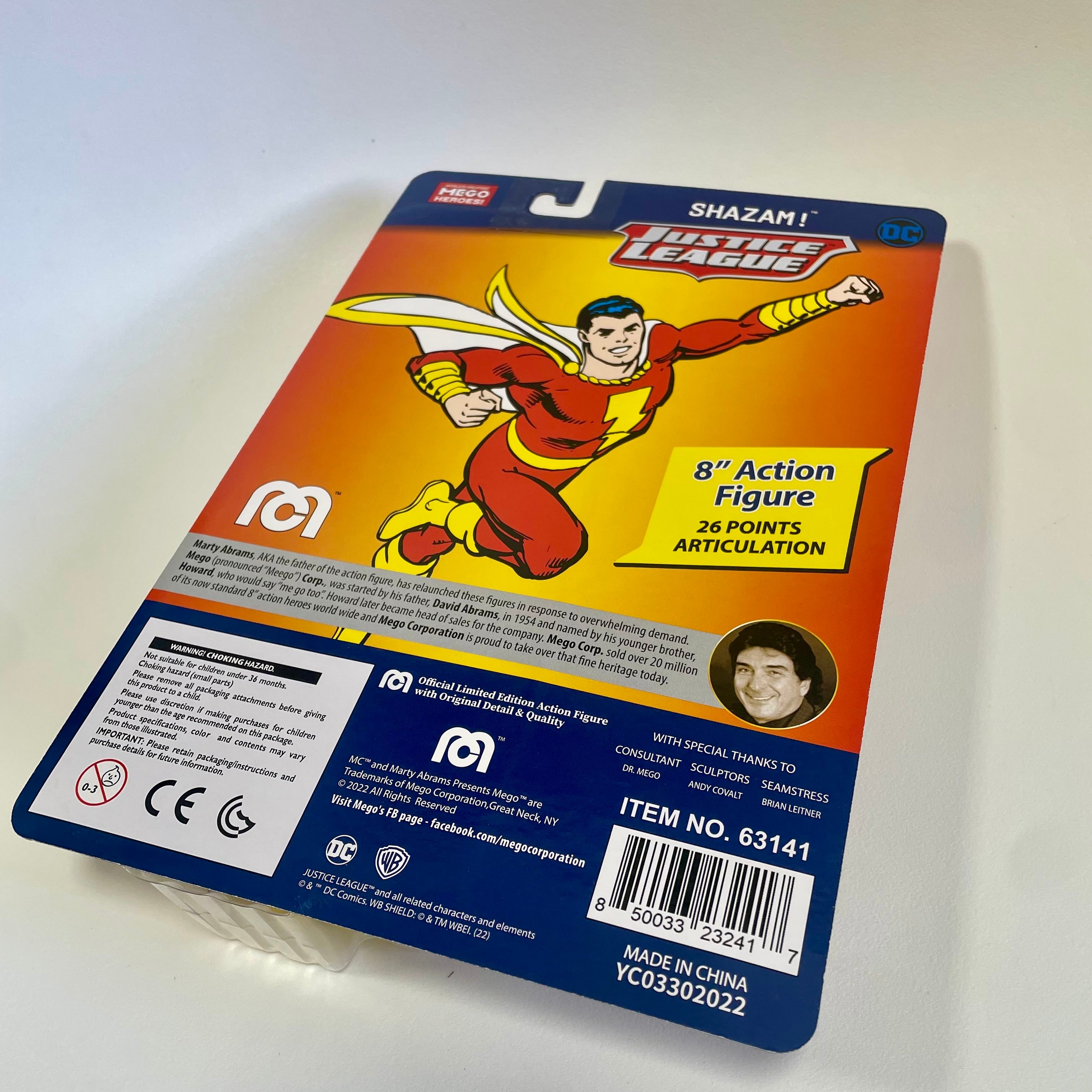 Mego DC COMICS Shazam 8インチ アクションフィギュア シャザム Action