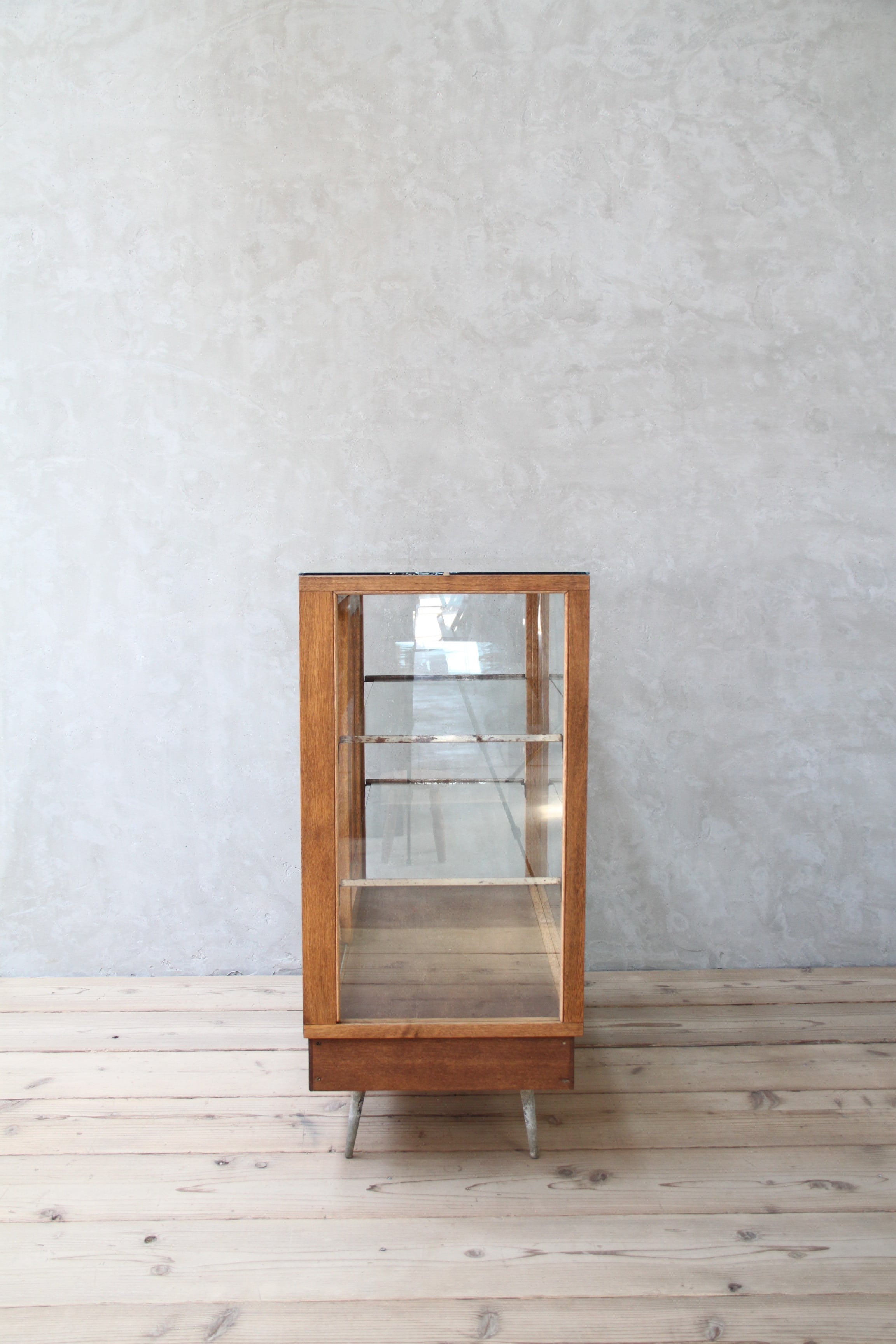 コンパクトなガラスショーケース 古家具/アンティーク/ガラスケース