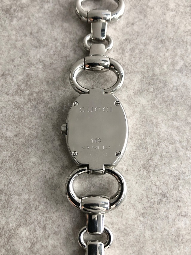 GUCCI グッチ トルナヴォー二 腕時計 シルバー オーバル ステンレススチール クウォーツ 118 vintage ヴィンテージ オールド szaysz