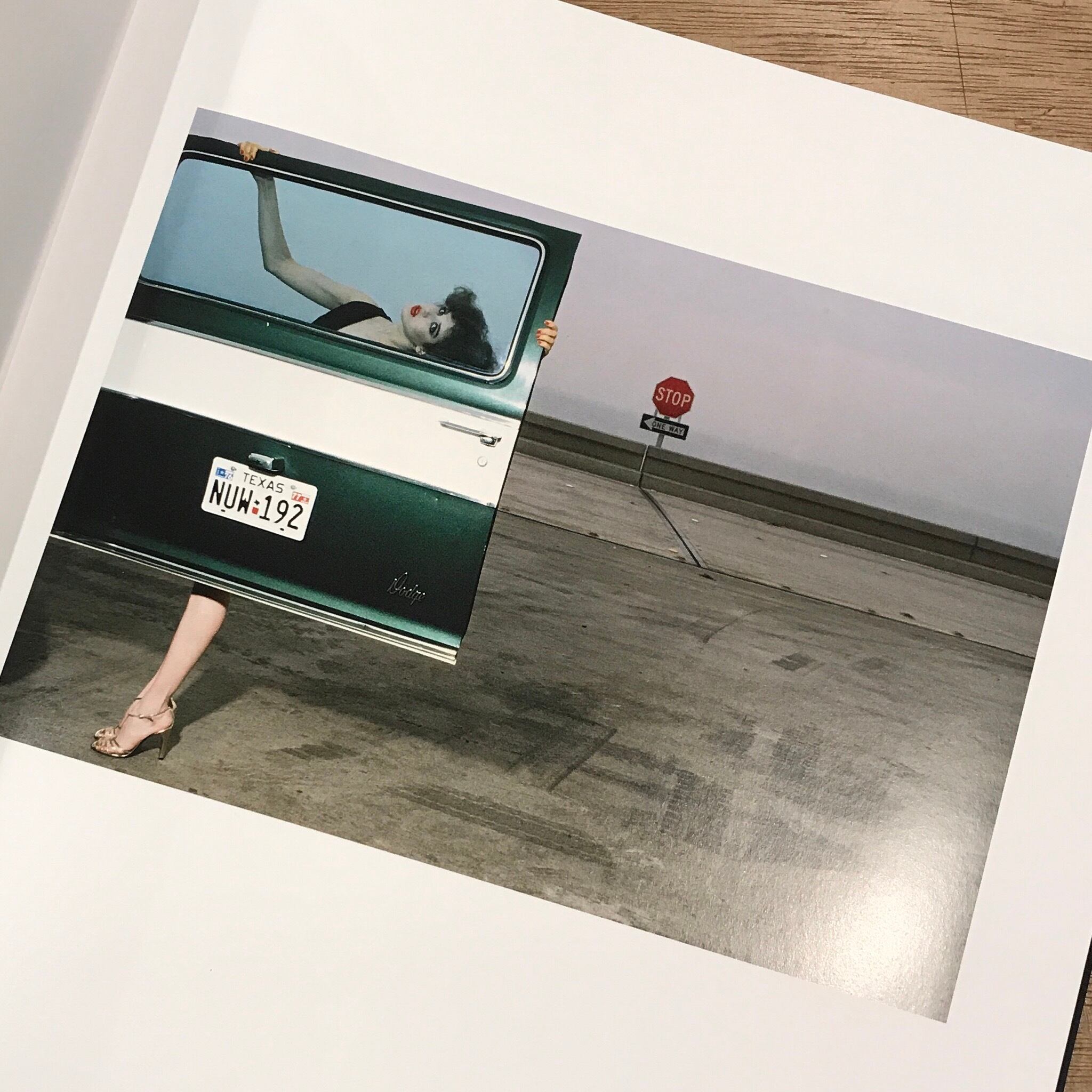 A MESSAGE FOR YOU / Guy Bourdin（ギイ・ブルダン） | Pay ID