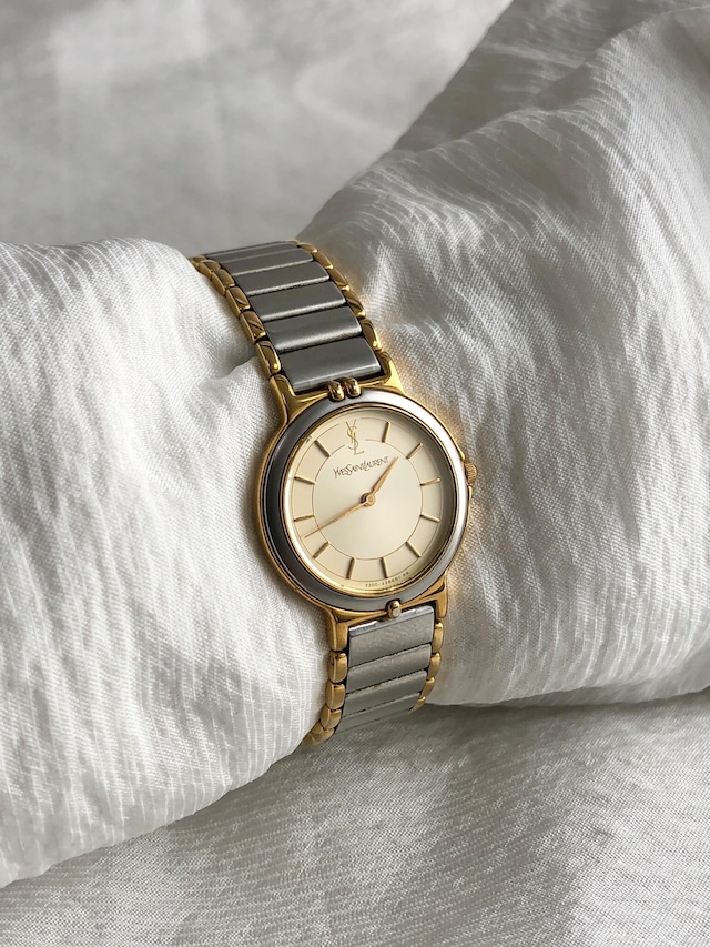 Yves Saint Laurent イヴ・サンローラン 財布 レッド YSLトライアングルロゴ レザー 2つ折り vintage ヴィンテージ オールド 8gcd7j