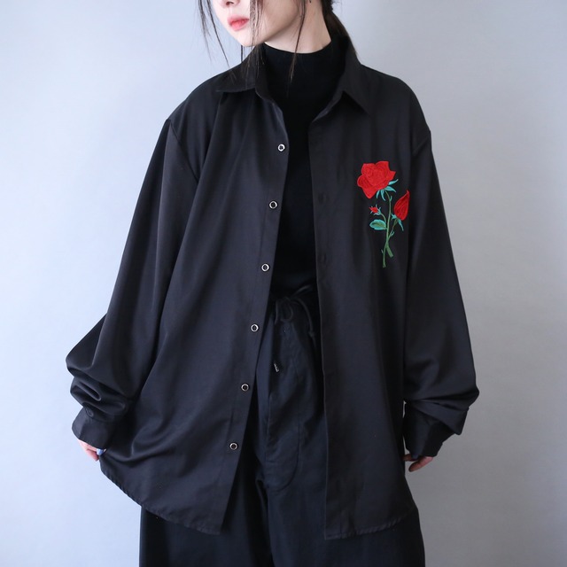 "刺繍×薔薇" one point design loose silhouette black mode shirt