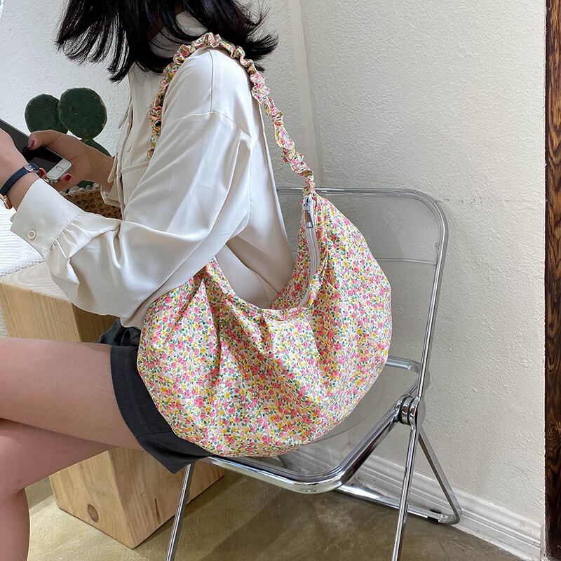 夏の大きなバッグ女性バッグ2020新しいネット赤ファッションカジュアルショルダーバッグeignスタイル野生大容量トートバッグ Tiancai_Wing_Bag6672082