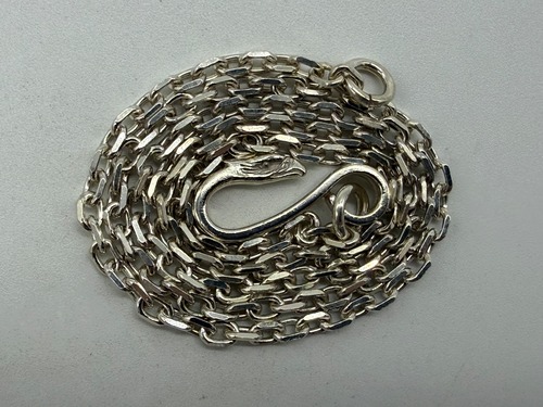 美品　細角イーグルフックチェーン15.40g