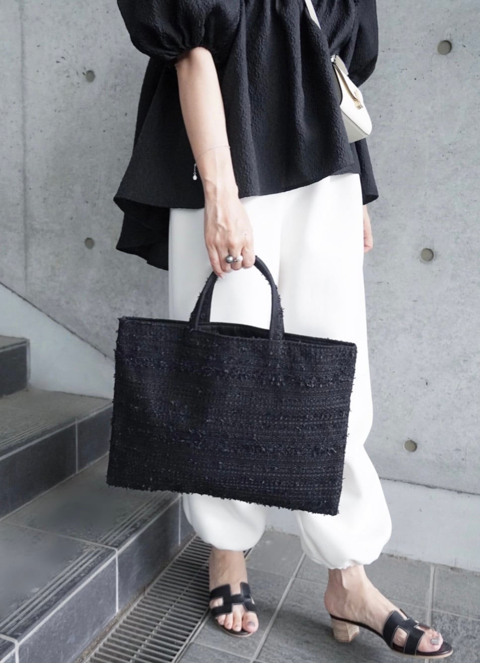 BIBI bag. “LARGE” tweed Noir