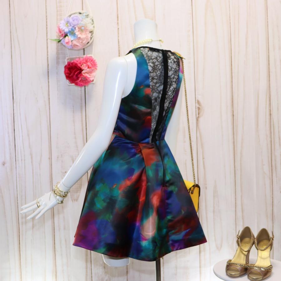 Alice+Olivia 総柄ワンピース M フレアワンピース マルチカラー