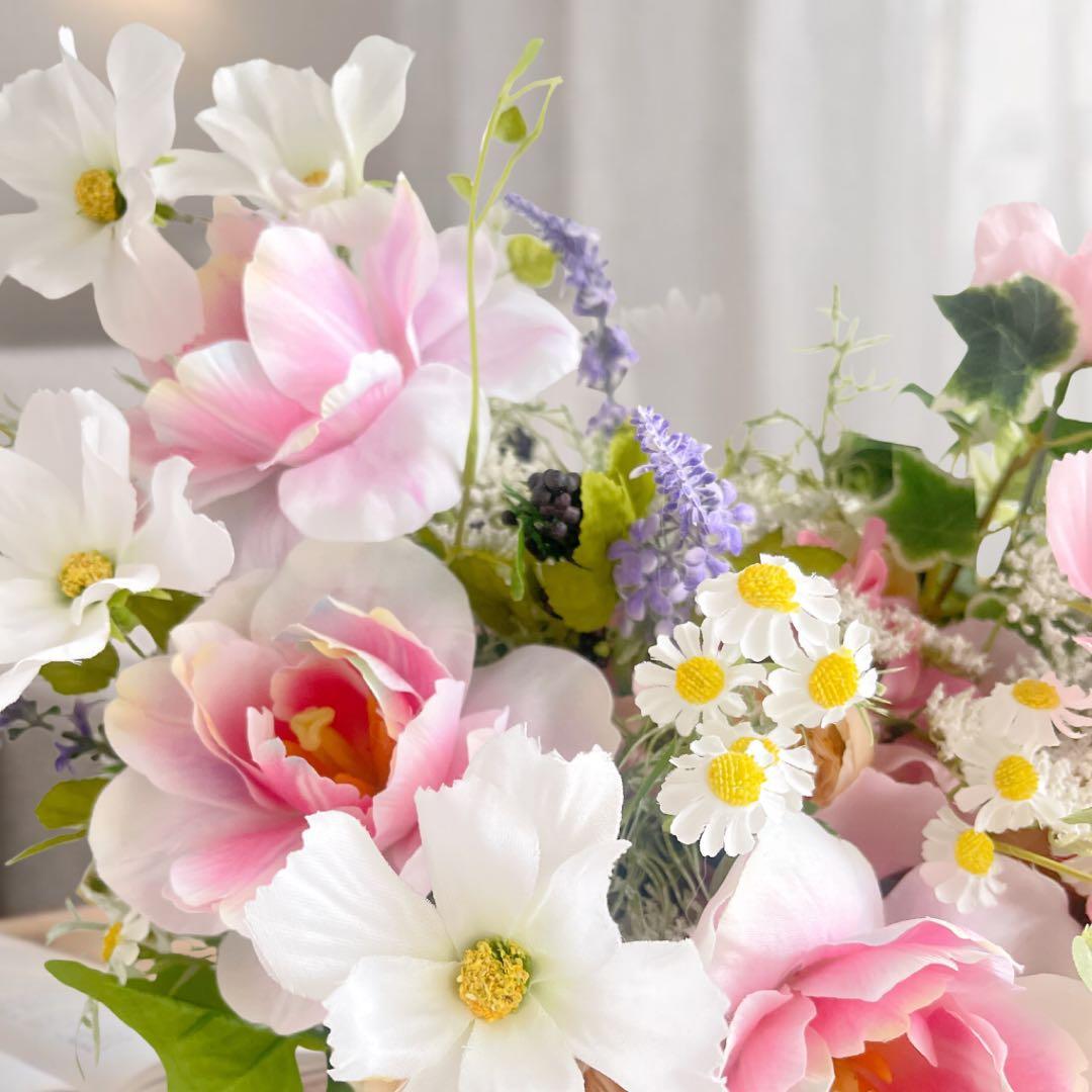 光触媒フラワー】春の息吹を感じる チューリップのアレンジメント 退職