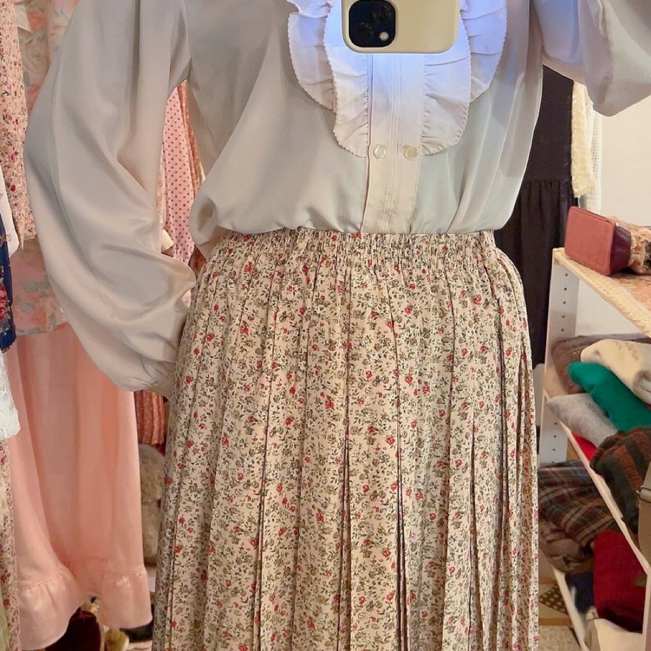 mini rose pleats skirt