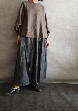 シンプルバック切替ブラウス　オリーブ
