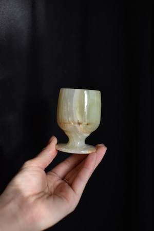 Onyx wine glass