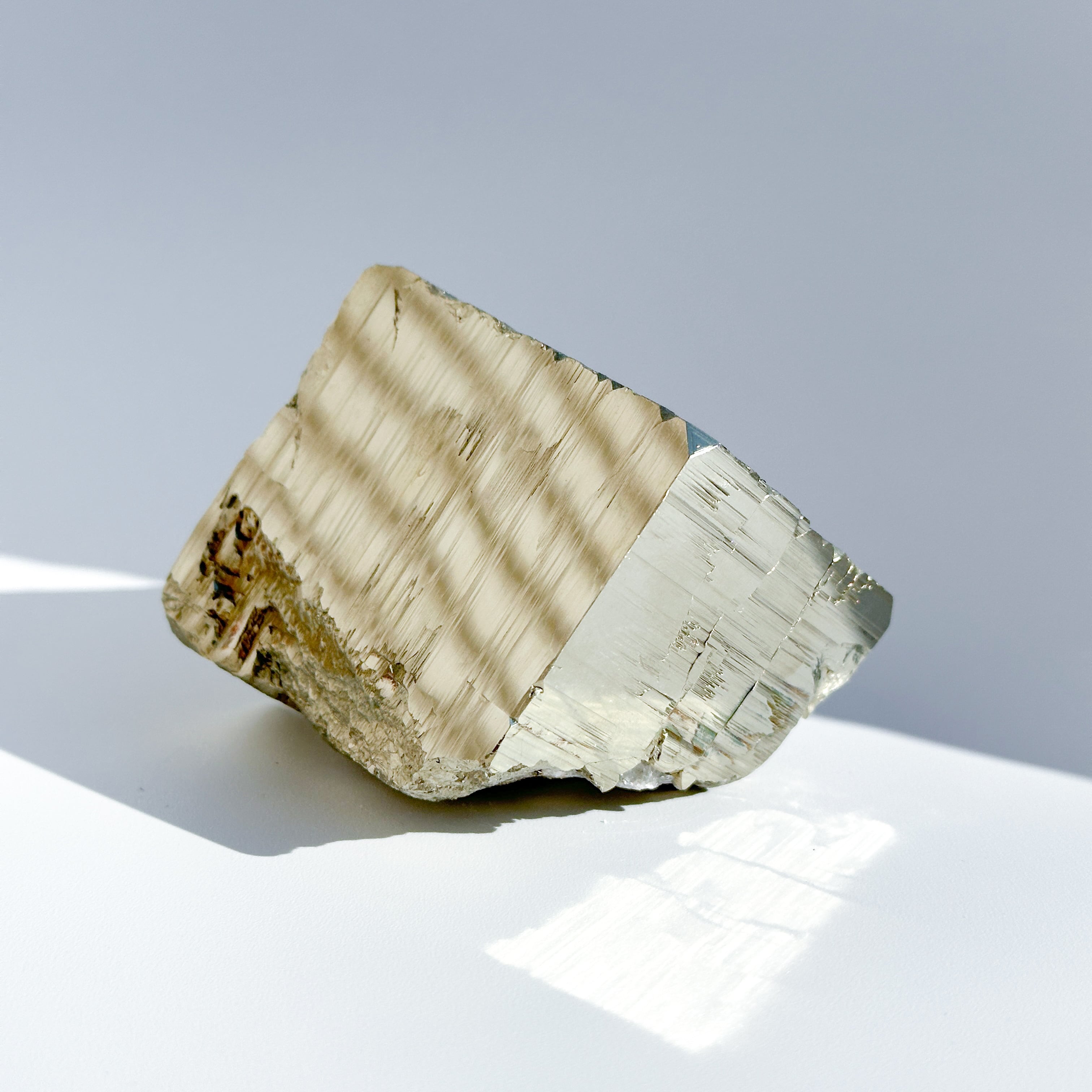 高品質】パイライト 原石83◇Pyrite◇天然石・鉱物・パワーストーン