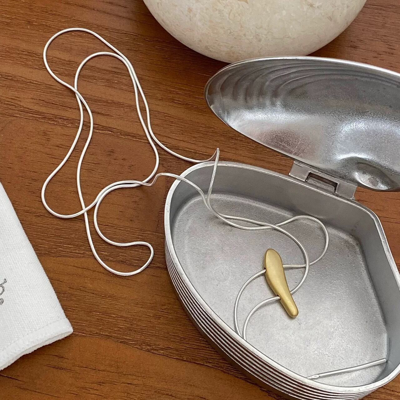 メタルループネックレス 233215