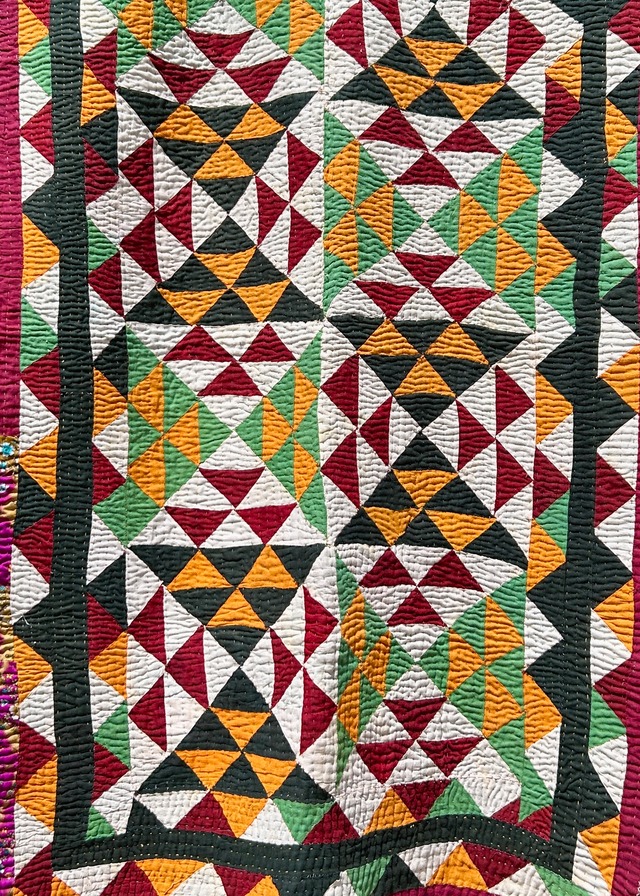 APPLIQUE RALLI QUILT_004