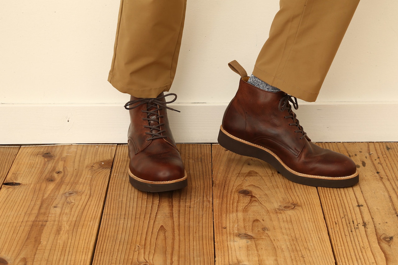 PLAIN TOE CHUKKA (WEDGE SOLE)