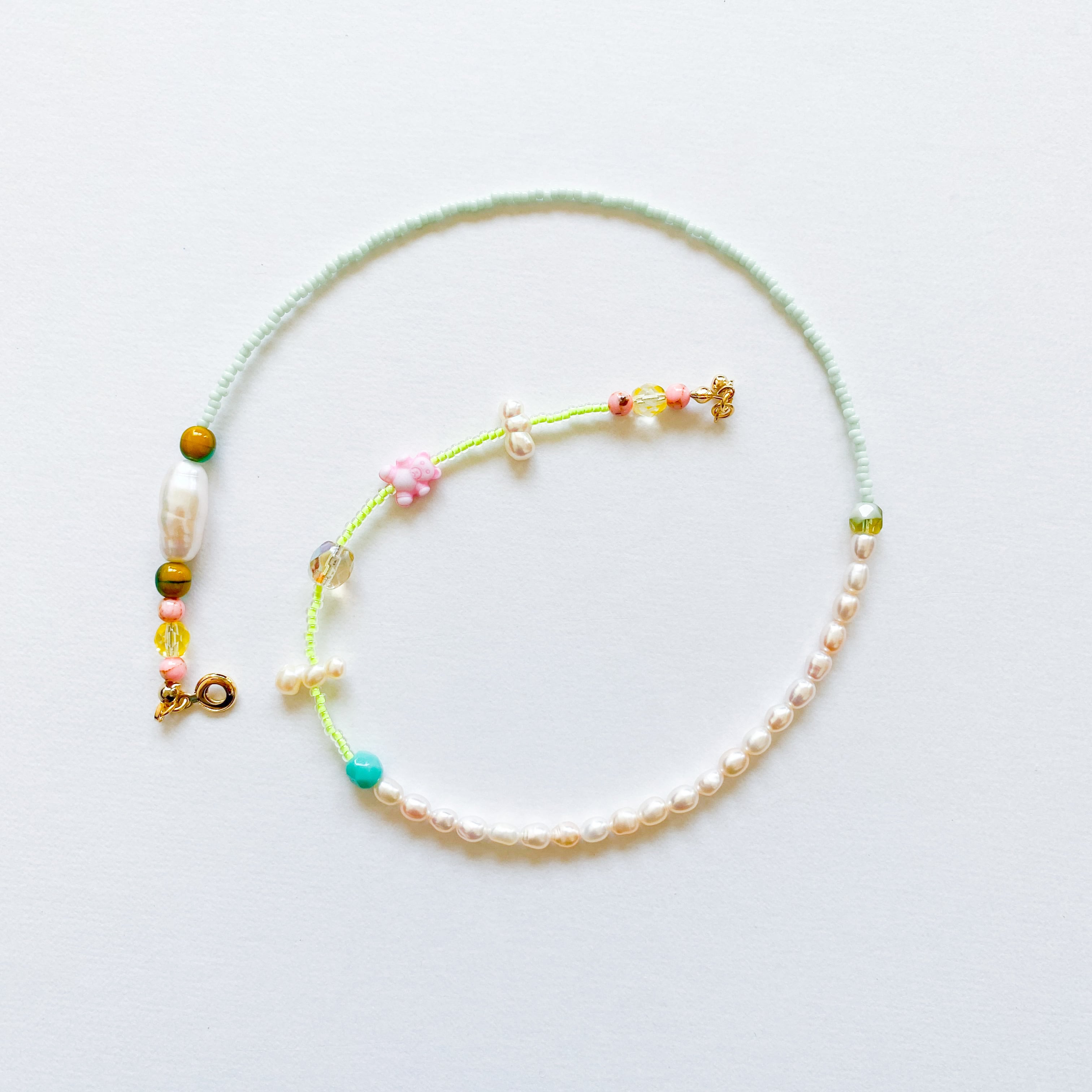 淡水パールとビーズのネックレス