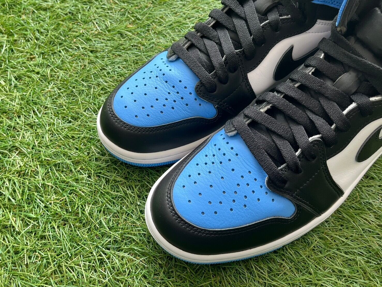 NIKE AIR JORDAN 1 RETRO HIGH OG UNC TOE DZ5485-400 27.5cm 68096 