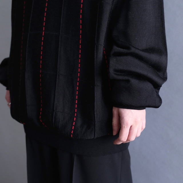 3D line and stitch motif line loose mode sweater