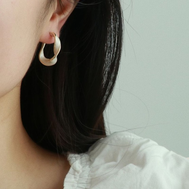 ツイストホワイトフープピアス/イヤークリップ　201138