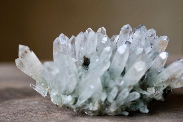 クォーツ/クローライト/スファレライト/チャルコパイライト  Quartz/Chlorite/Sphalerite/Chalcopyrite