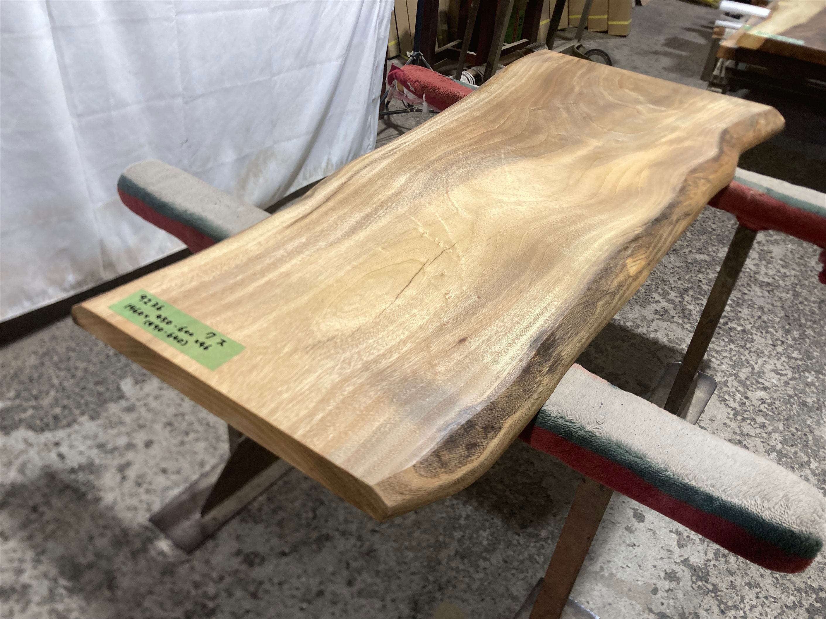 古い無垢材のローテーブル カスタムローテーブル】100×80cm – 85 Furniture