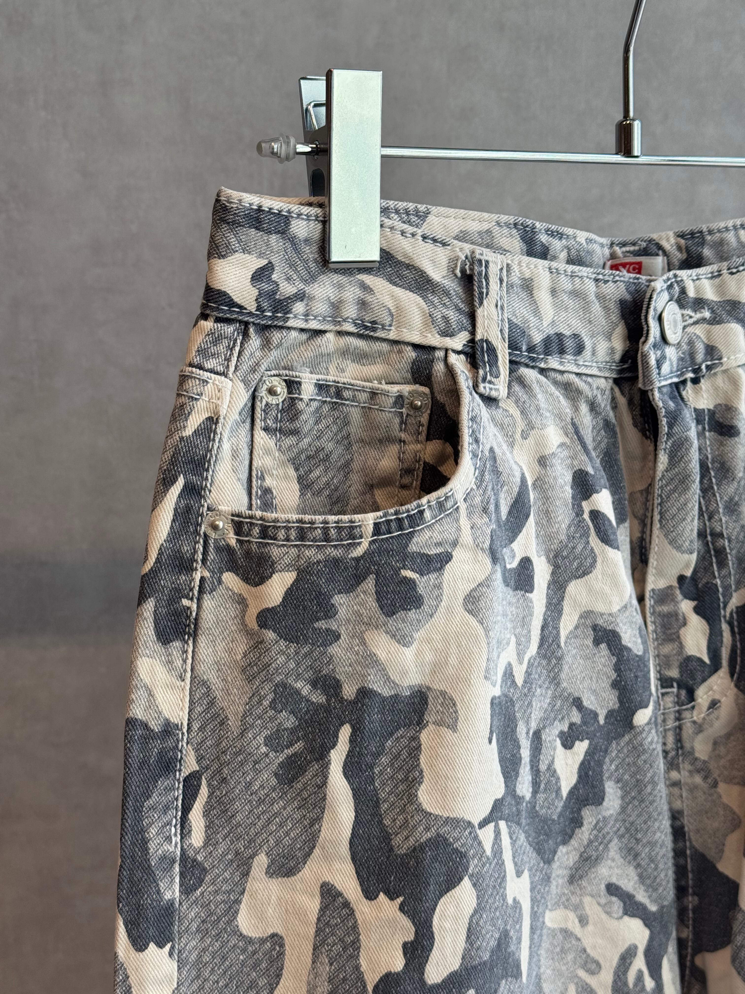 camouflage denim pants