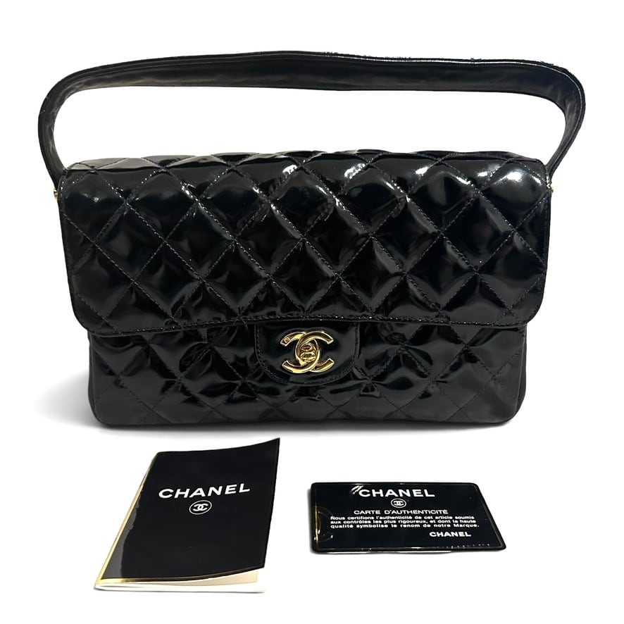 Extremely Rare ◇ CHANEL Matelassé Patent Leather Single-Flap Handbag, One-Shoulder Style, Black with Gold Hardware, 4164086