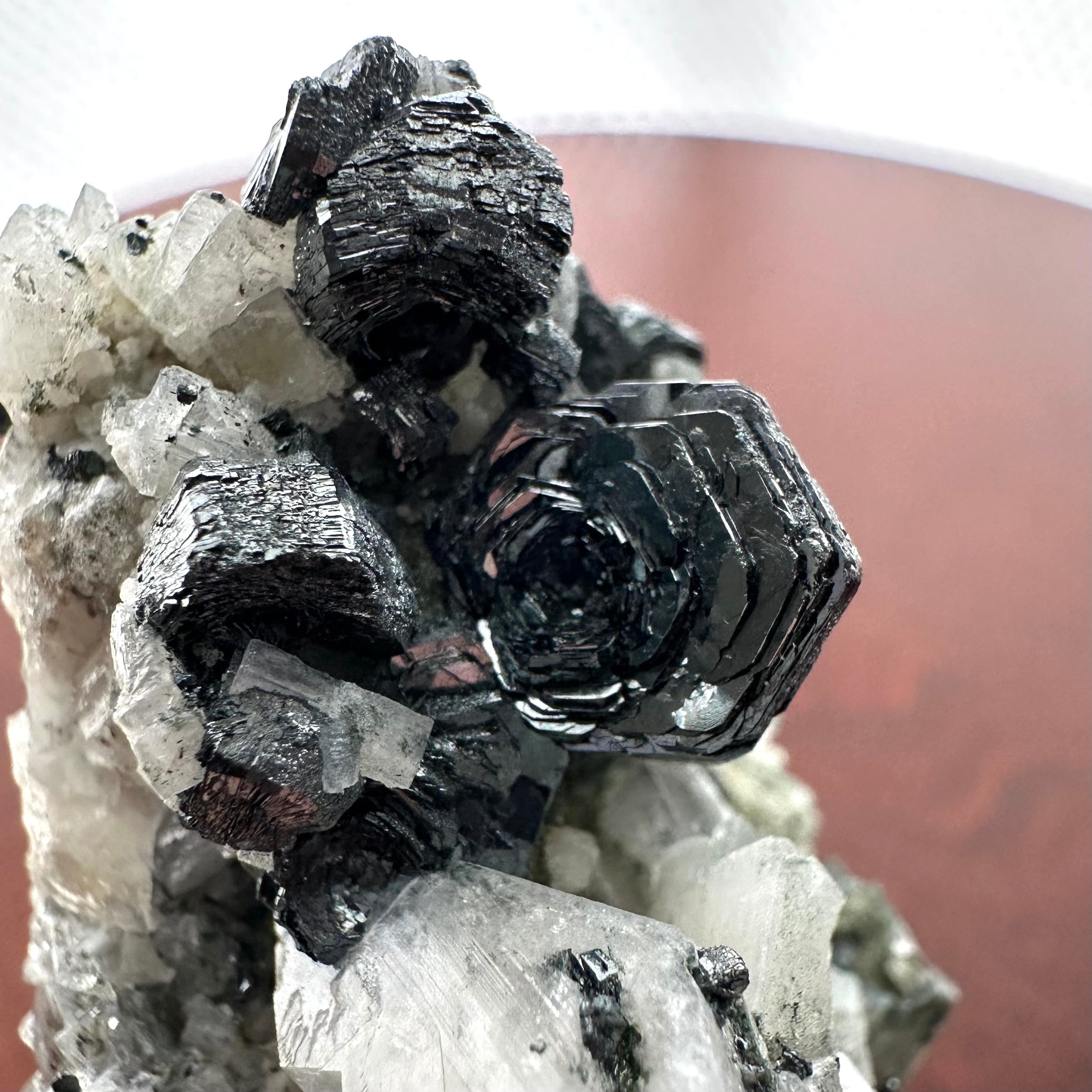 Hematite | PEANUTS MINERALS Hematite | PEANUTS MINERALS