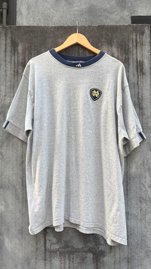 【90s】 adidas TEAM Notre Dame College T-Shirt