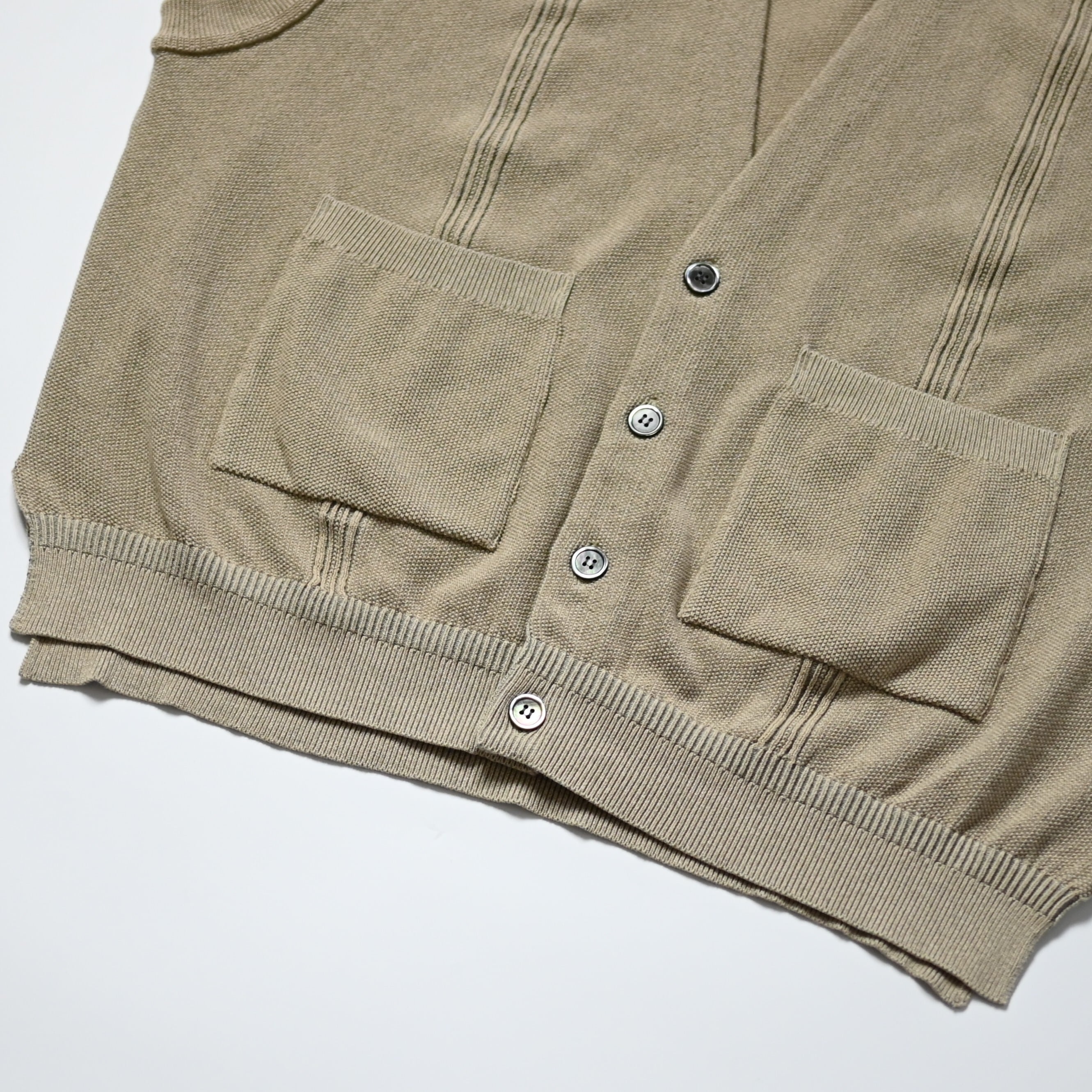 YASHIKI / GANKO別注 ×Shirotsume V-neck Vest(kibata) | GANKO