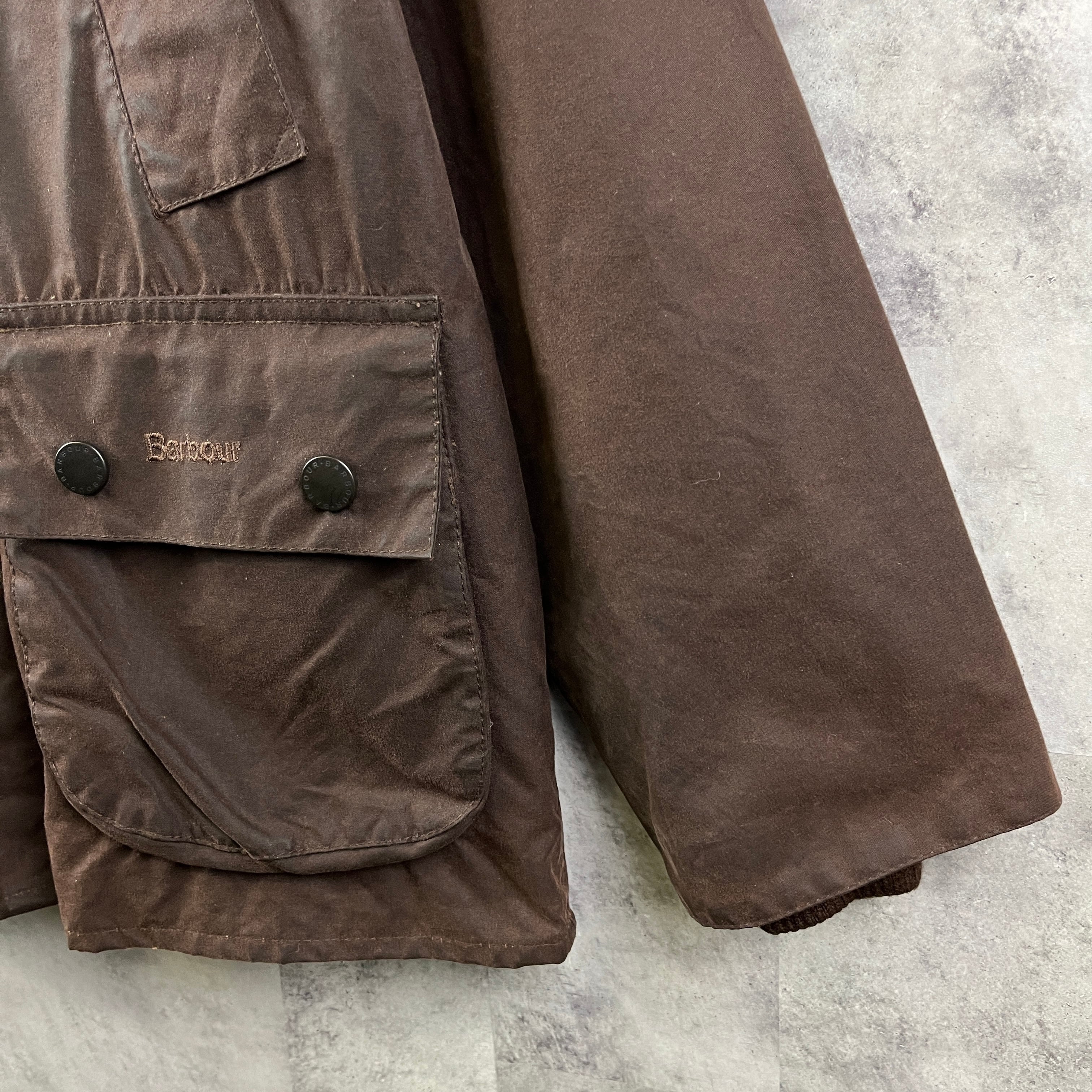 英国製 Barbour バブアー オイルドジャケット BEDALE ブラウン 英国製 Barbour バブアー オイルドジャケット BEDALE ブラウン