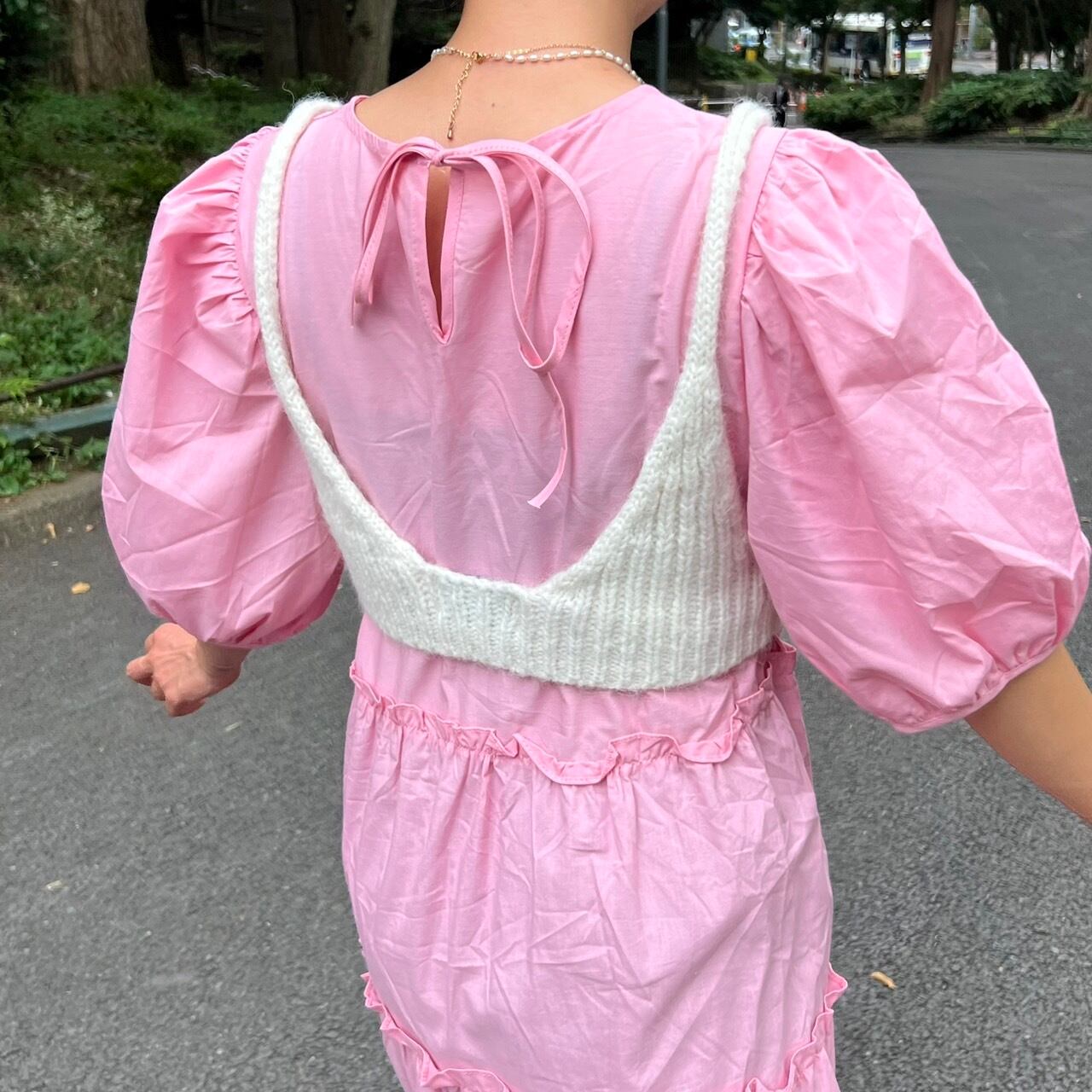 【pink】バックリボンパフショルダーティアードワンピース_LN02286