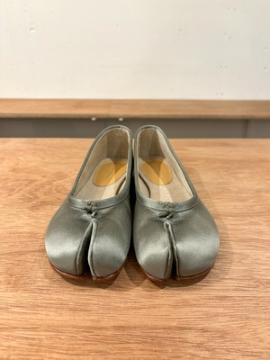 Maison Margiela - Tabi タビ 足袋 バレリーナ シューズ サテン gray 