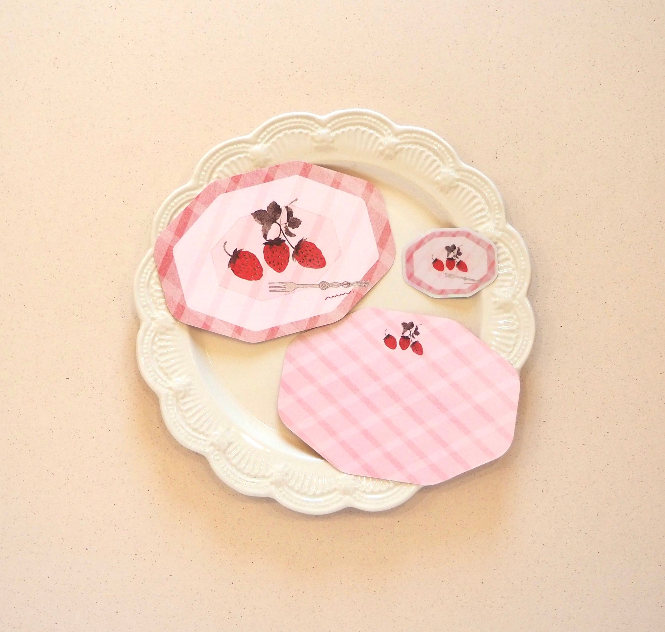 message card - strawberry