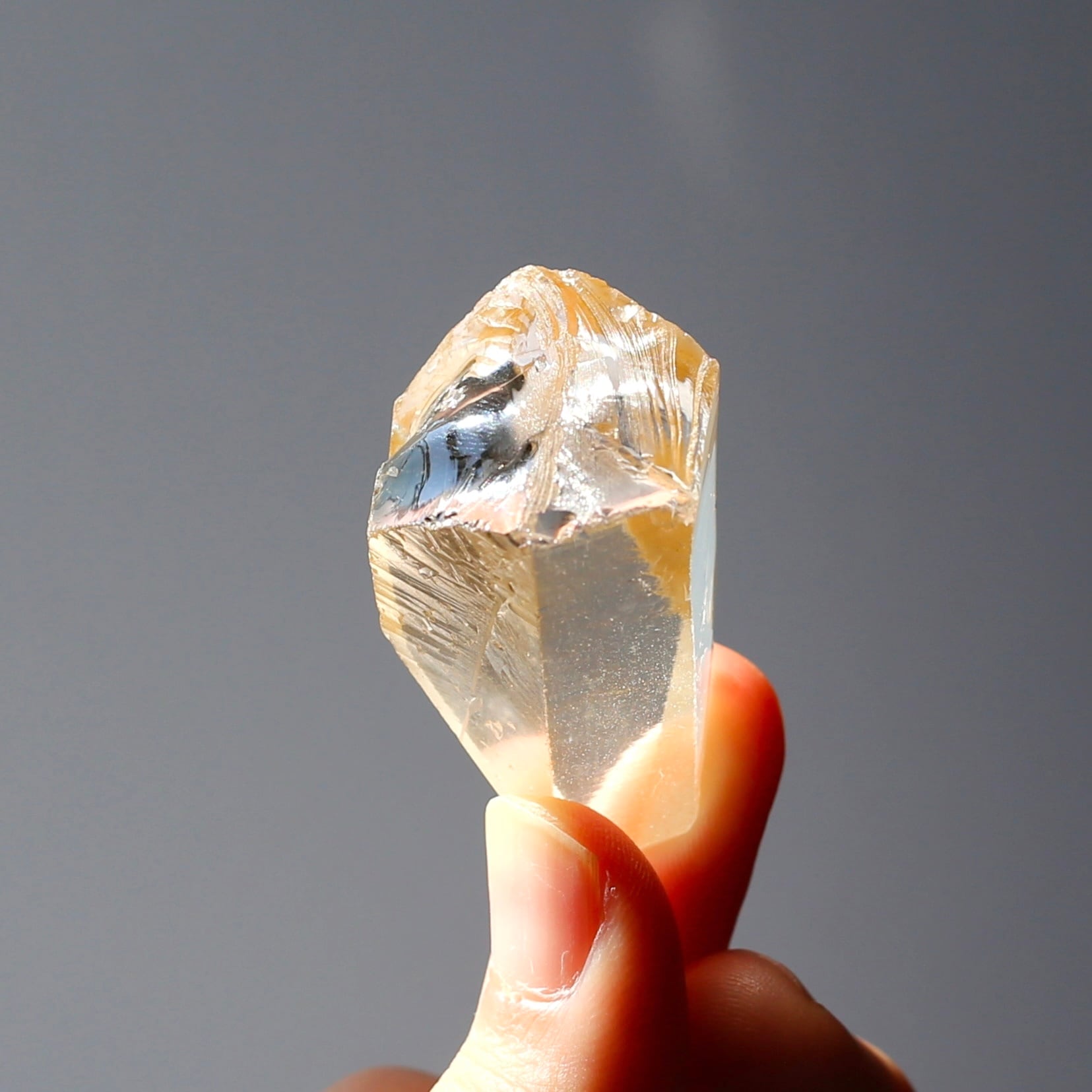 ゴールデンヒーラー クォーツ 原石 水晶 鉱物 希少石 天然石 ゴールデンヒーラー クォーツ 原石 水晶 鉱物 希少石 天然石 | glanz licht