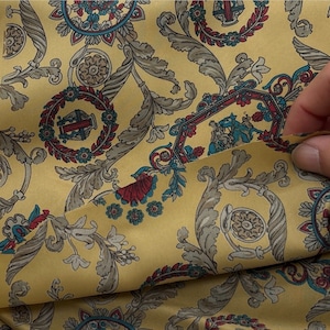 ★CT229◆オーダー50cm単位◆ポリエステル100%バロック調サテン生地◆淡いマスタード
