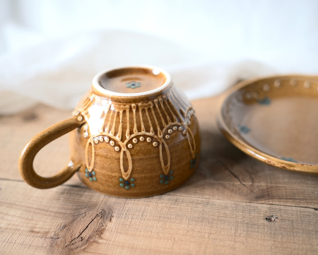 カップ&ソーサー キャメル×ブルーフラワー / 古谷 萌仁香 画像4