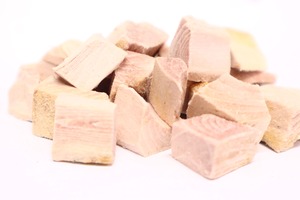 【国産!!本ガツオのフリーズドライオヤツ】ご飯のおともに！トッピングに最適です！お得！大容量パック45g