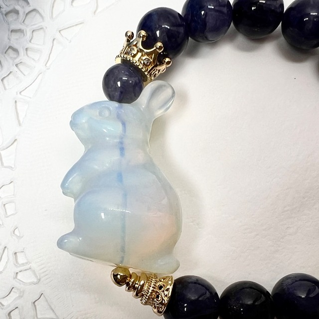 【オパライトうさぎブレスレットᙏ̤̱】♥送料無料♥天然石 パワーストーン