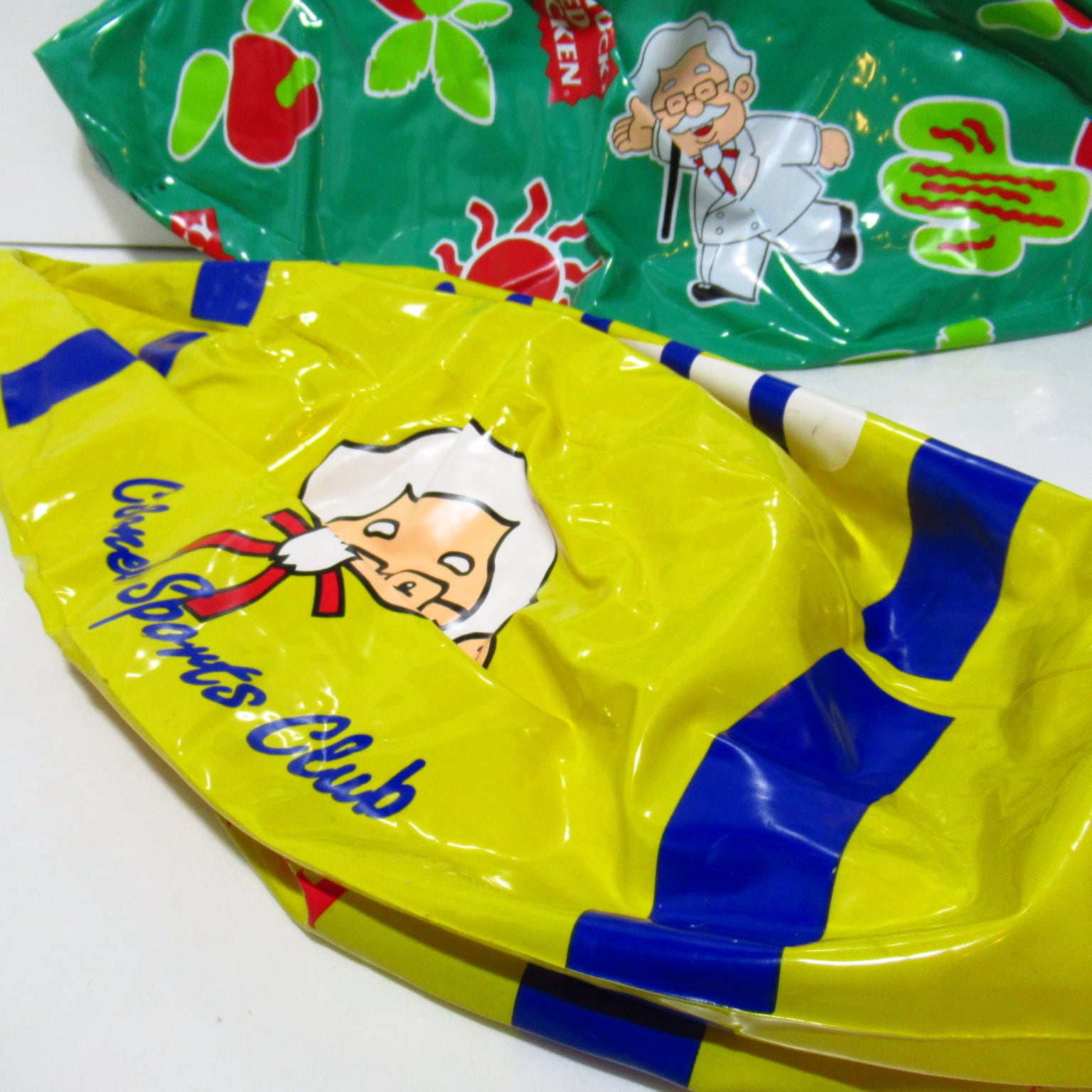 ケンタッキーフライドチキン KFC ビーチボール 空ビ 2個セット [$3