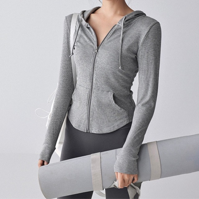 Zip Up Hoodie with Pockets  BM0101