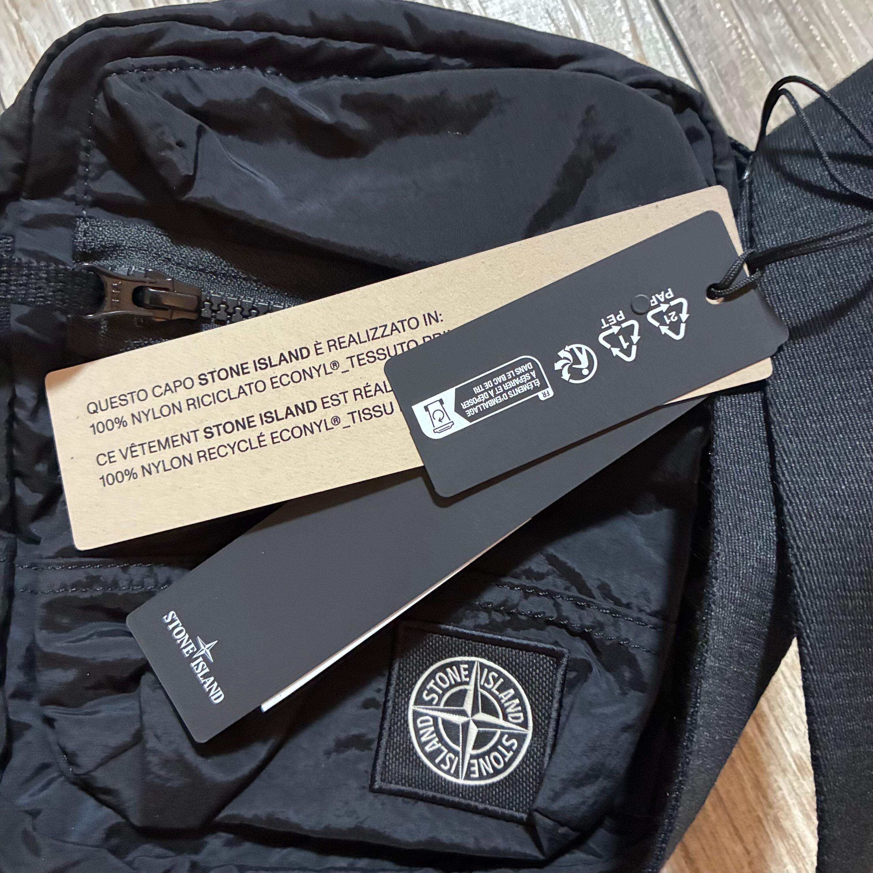 stone  ストーンアイランド 9200015 Bun Bag stone island ストーンアイランド 9200015 Bun Bag ショルダーバッグ