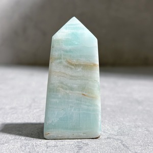 カリビアンブルーカルサイト タワー41◇ Caribbian Blue Calcite ◇天然石・鉱物・パワーストーン