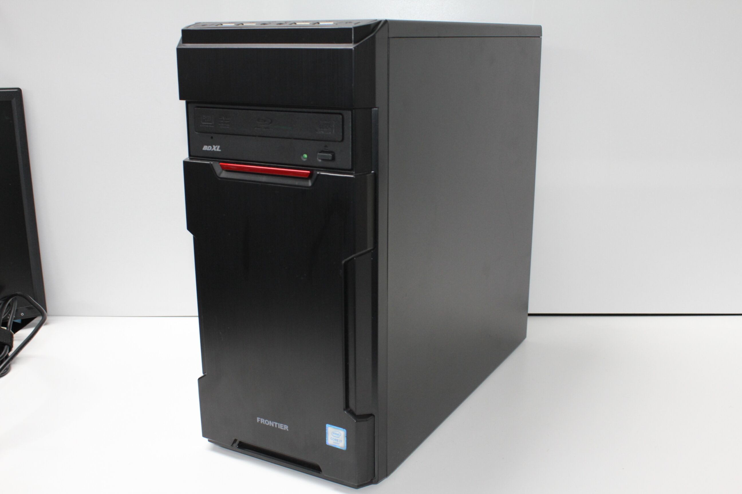 【中古デスクトップPC】Lenovo〈Think Centre M70q Gen3〉Intel Core i3/SSD256GB/メモリ8GB ⑤ 中古デスクトップPC】Lenovo〈Think Centre M70q Gen3〉Intel Core i3