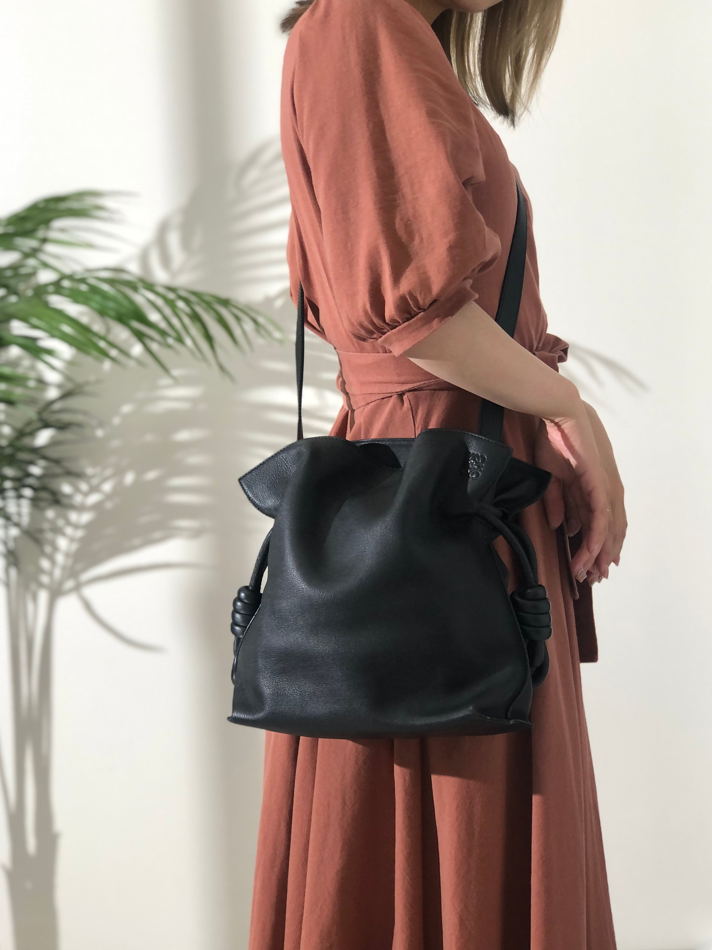 日本直送 名牌中古包 】LOEWE ロエベ フラメンコノット レザー 巾着 