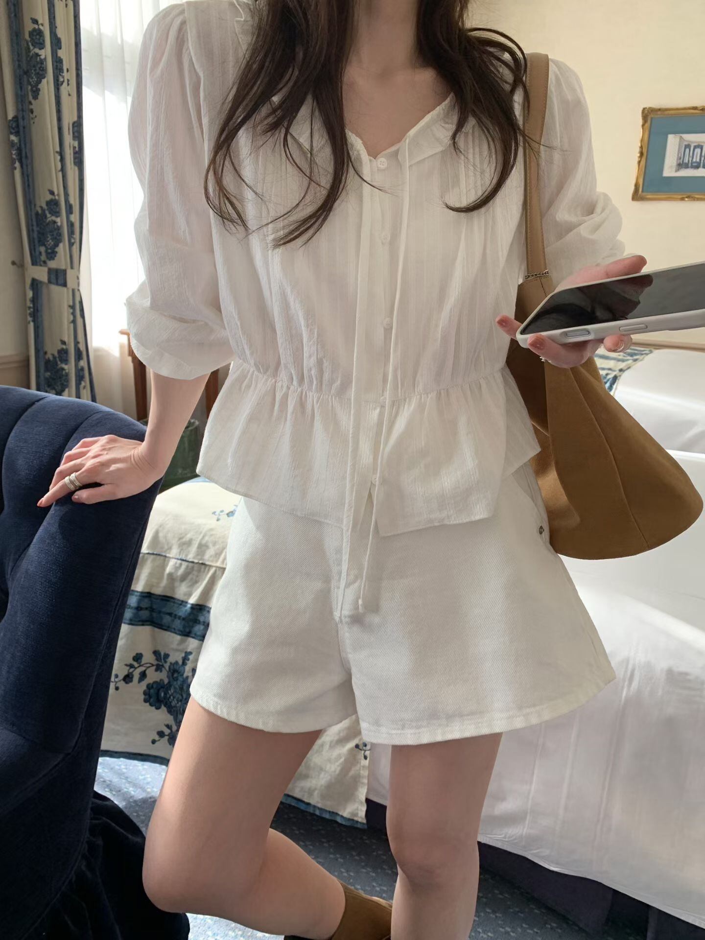 (予約)mellounge / Hailey Shirring Blouse