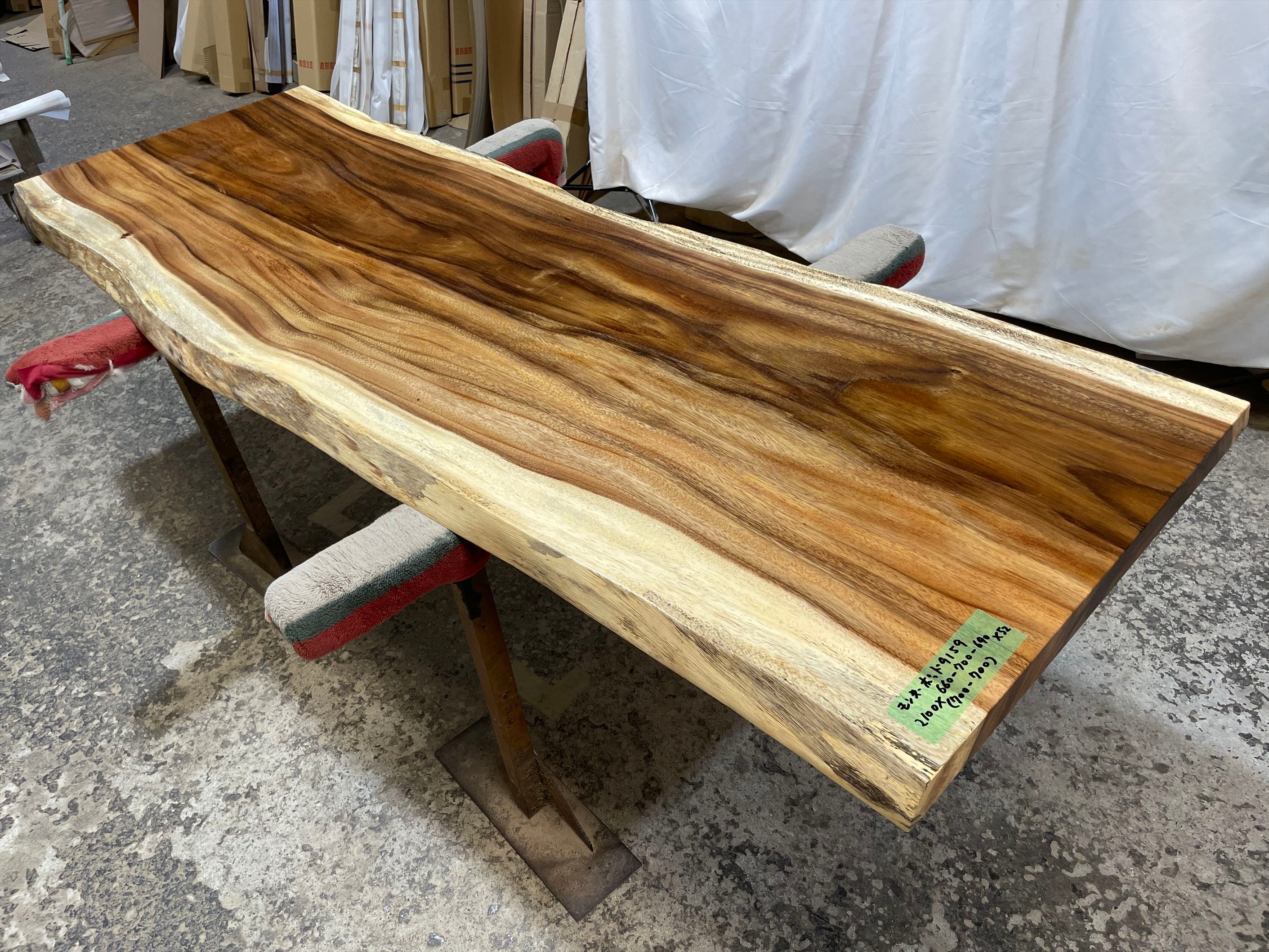 モンキーポッド9159 一枚板無垢 乾燥材 2100x660-700-690x52mm カウンター センターテーブル ダイニングテーブル