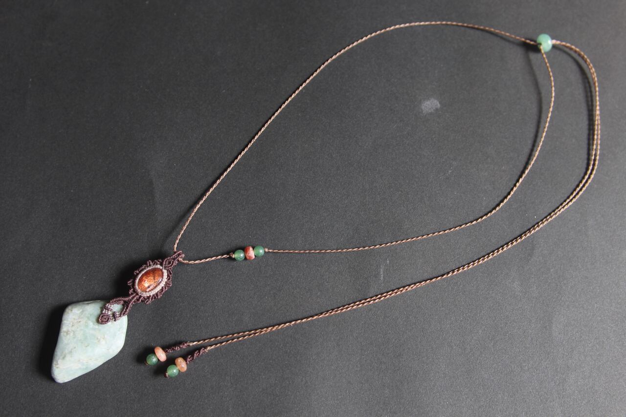 Itoigawa Jade & Sunstone micro macrame pendant
